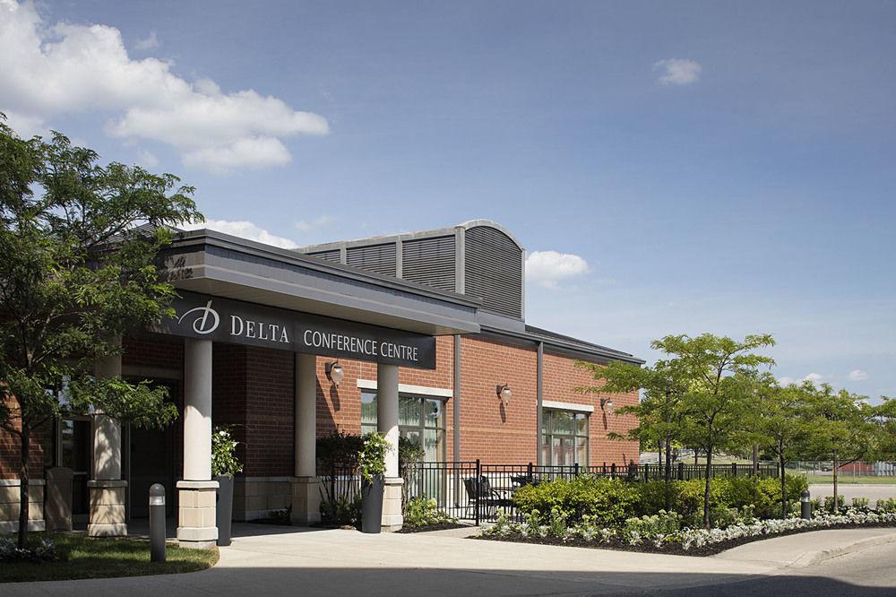 Delta Hotels By Marriott Guelph Conference Centre Exterior photo